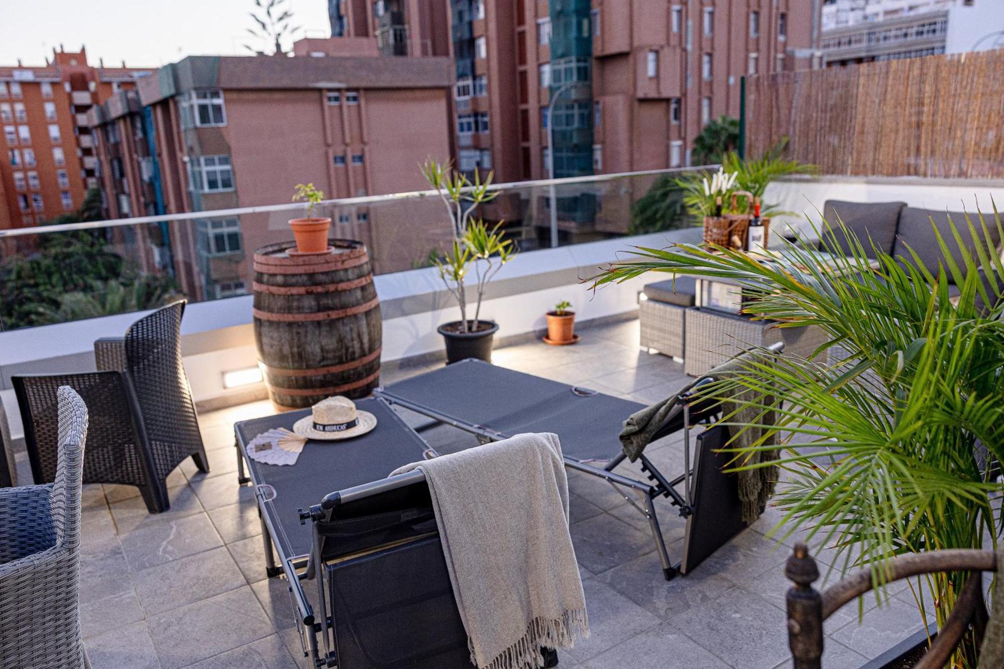 Bambu Suites Vegueta Alquiler Por Habitacion Las Palmas Exterior photo